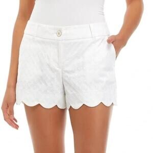 Crown & Ivy NWT Shelby White Scalloped Shorts Sz 20W x 7” Inseam
